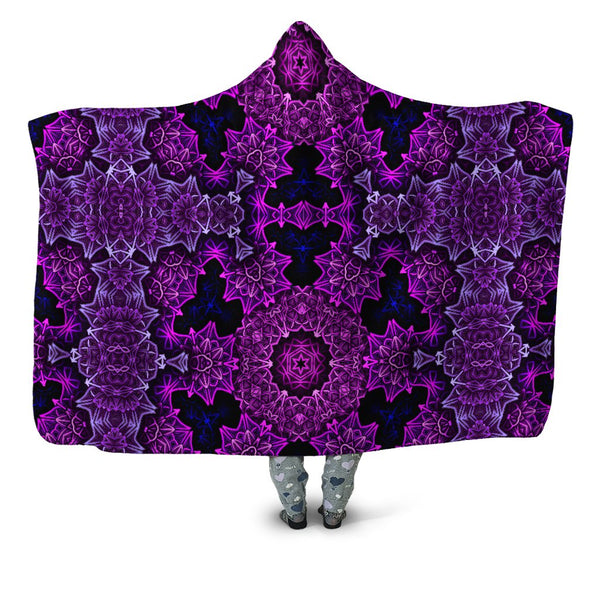 JanKruse-HoodedBlanket-Mainframe-1024x1024_600x600.jpg